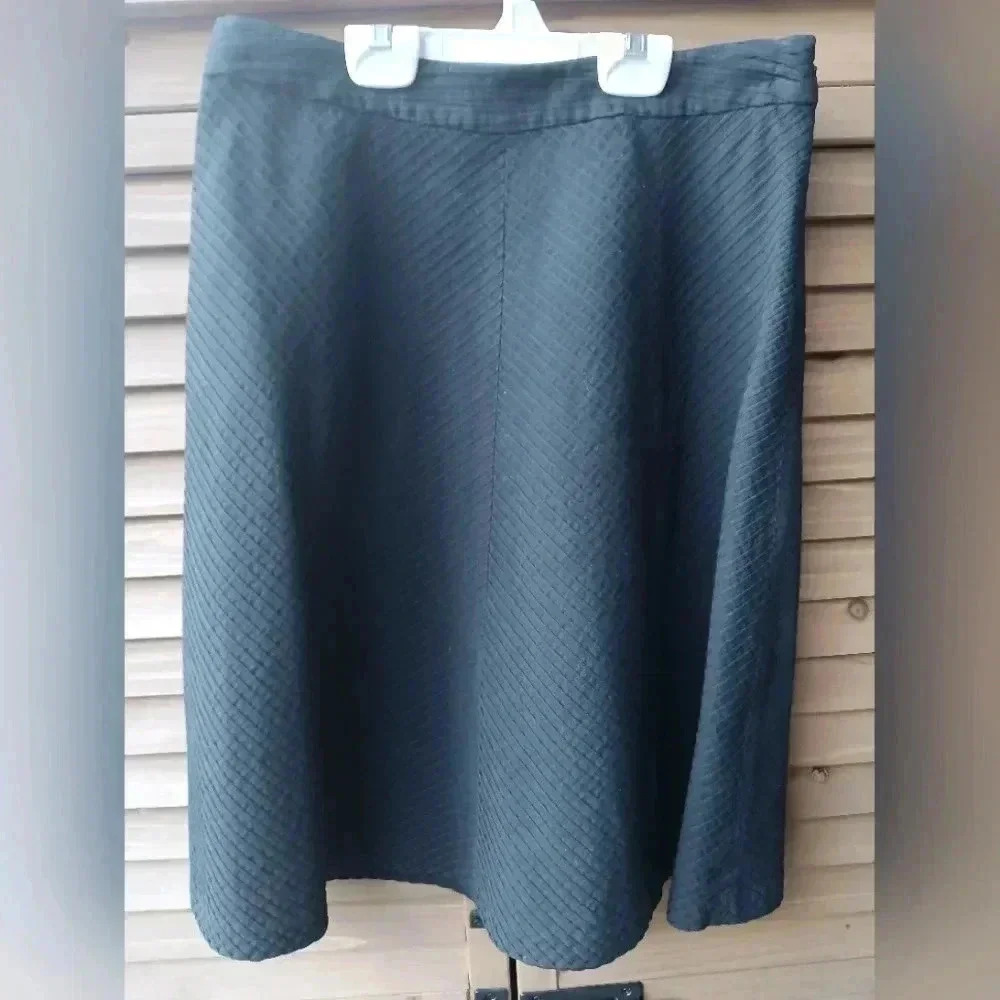Banana Republic A-Line Skirt in Black